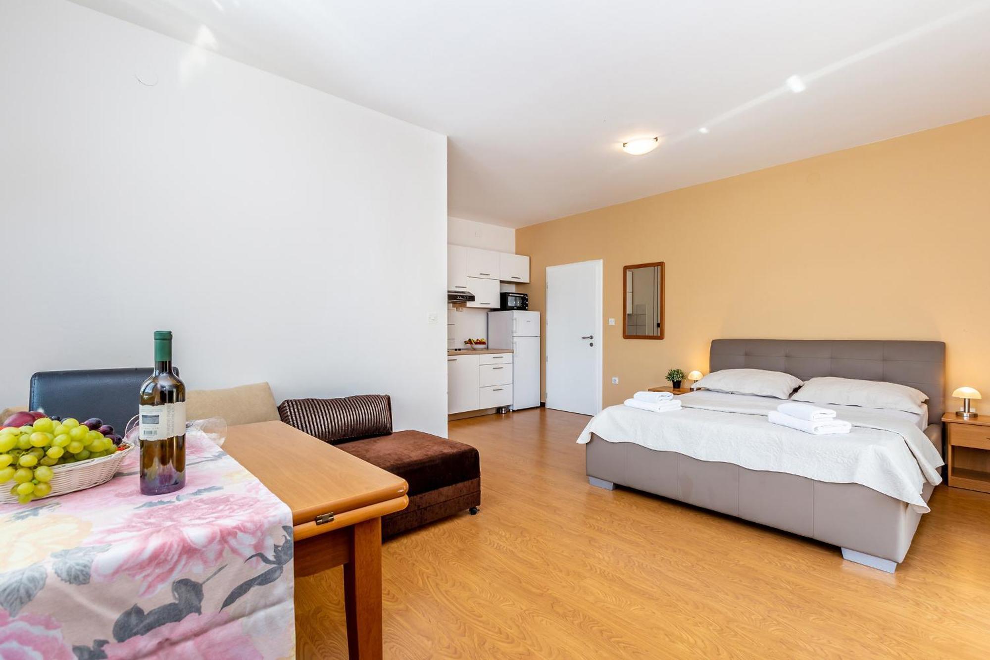 Guest House Antonella Malinska Room photo